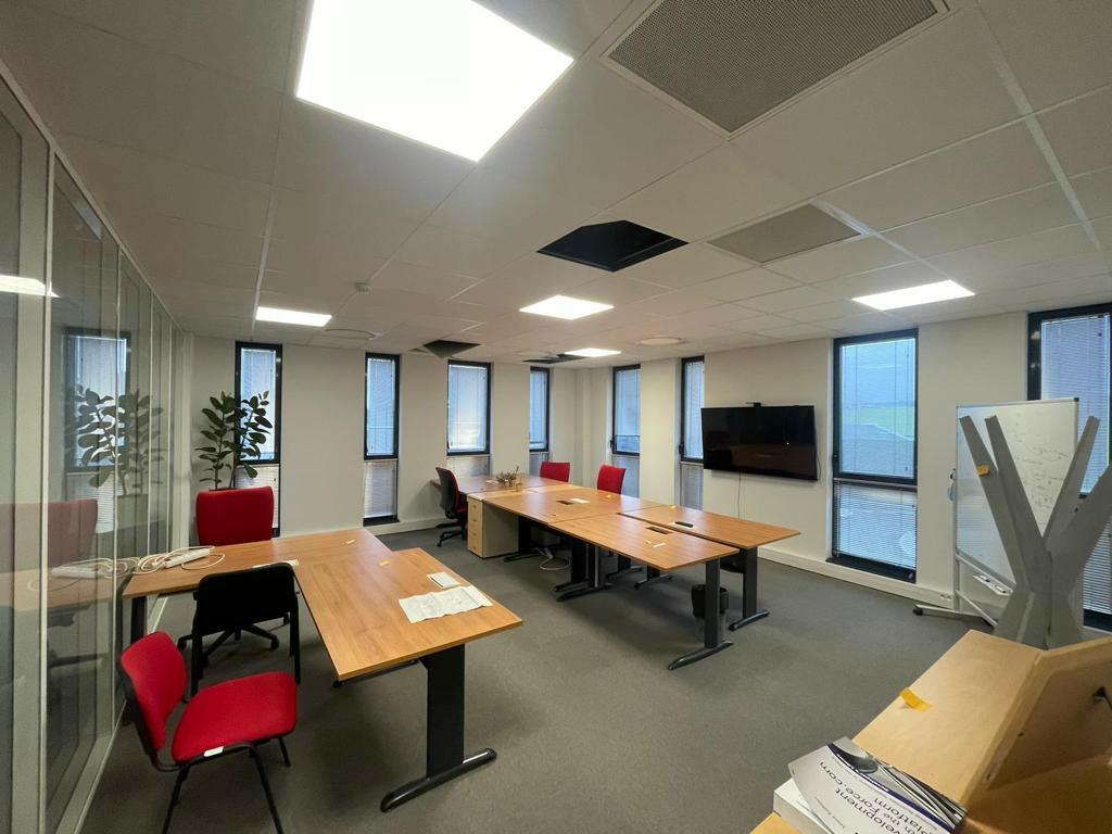 Bureau Marseille 160m² Location bureau Marseille Bouches-du-Rhône OLBUR2316821 3